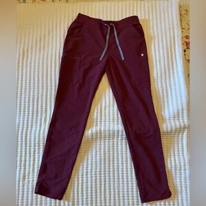 🖤FIGS YOLA SKINNY SCRUB PANTS 🖤 Part of the figs two for $40 blowout